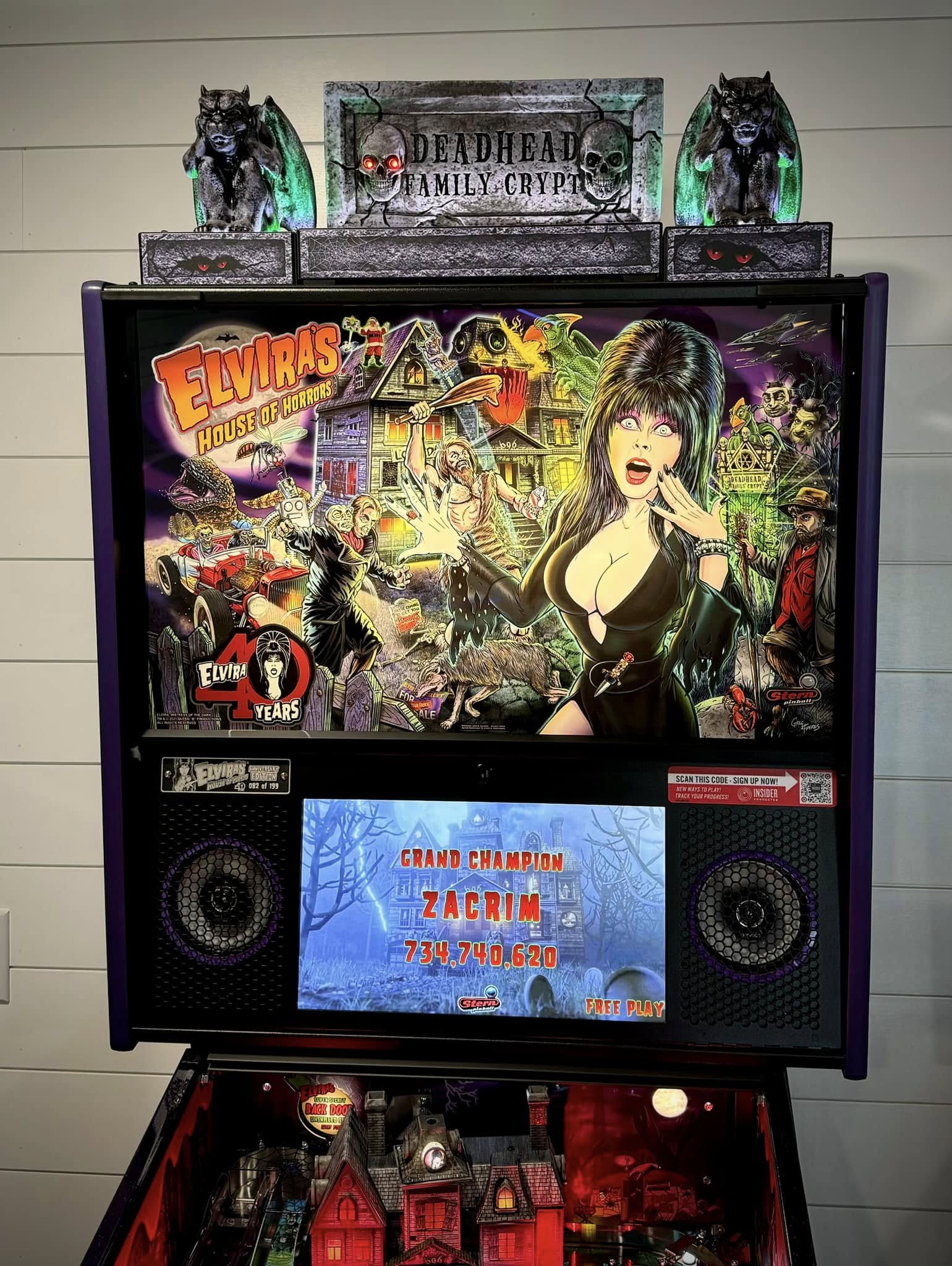 Elvira’s House of Horrors 40th Anniversary Edition - Image 2