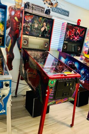 Elvira’s House of Horrors (LE)