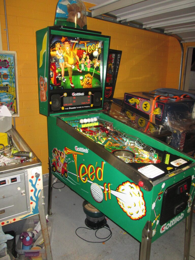 Tee’d Off is a Pinball Machine